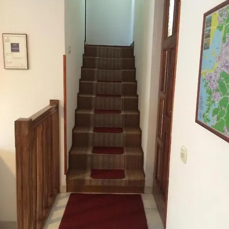 Rogan - Two Bedrooms Apartment